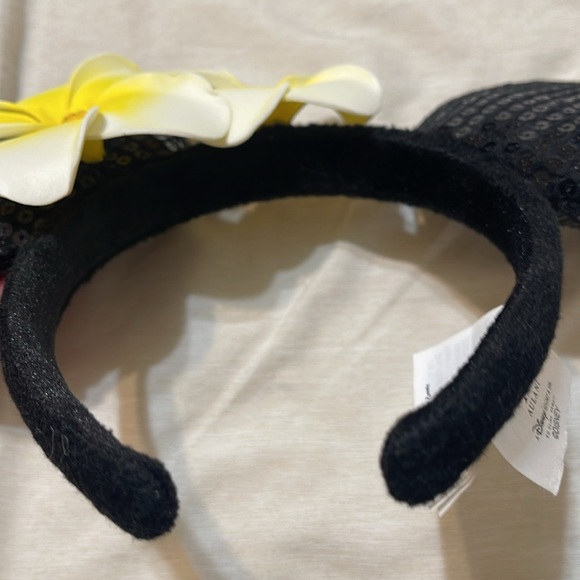 Aulani minnie mouse ears in new condition 🌺 - Picture 6 of 6